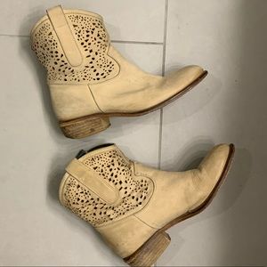 Sundance eyelet cowgirl booties